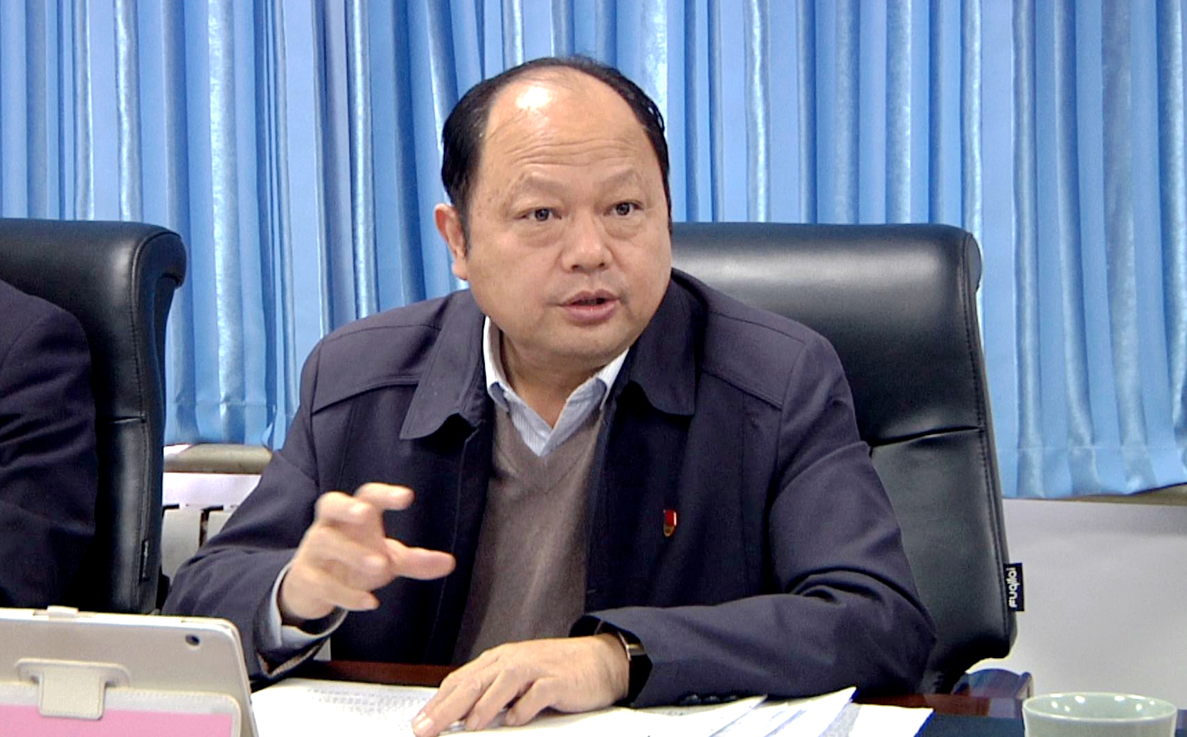 王代强主持召开县政府第71次常务会议