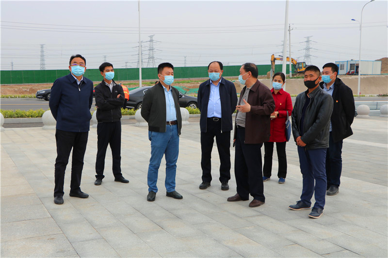 副市长刘江到平顶山西站调研建设情况