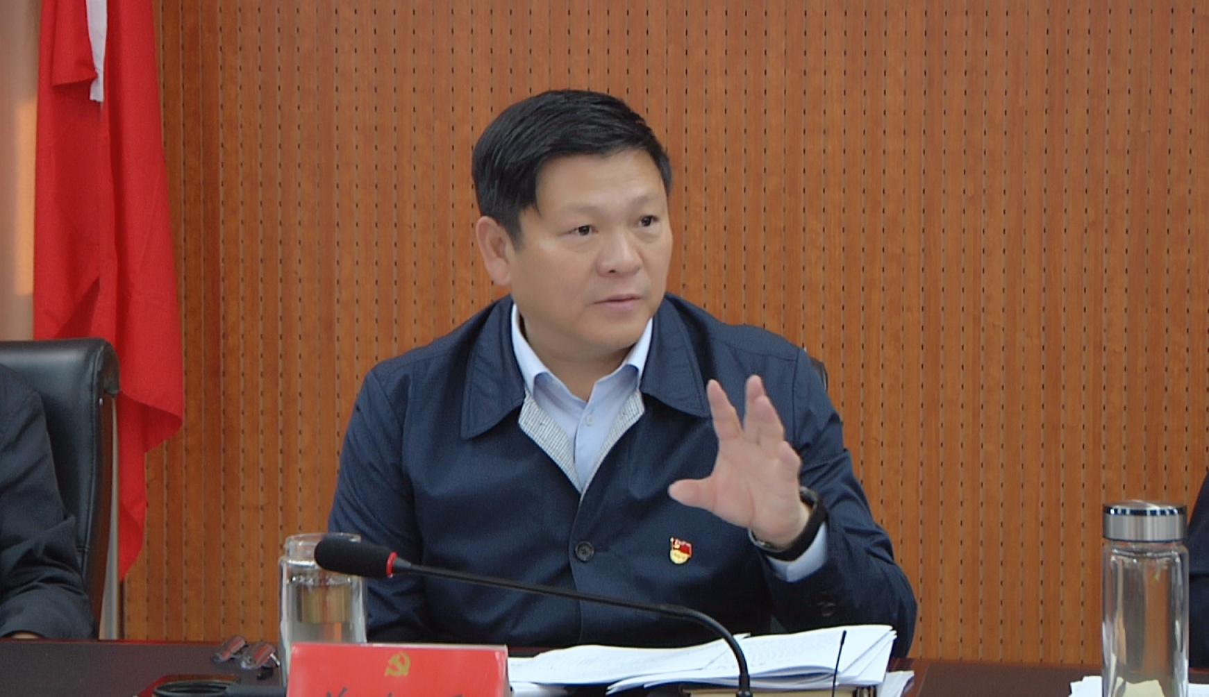 县委副书记,县长,县委全面深化改革委员会副主任王代强,县二级巡视员