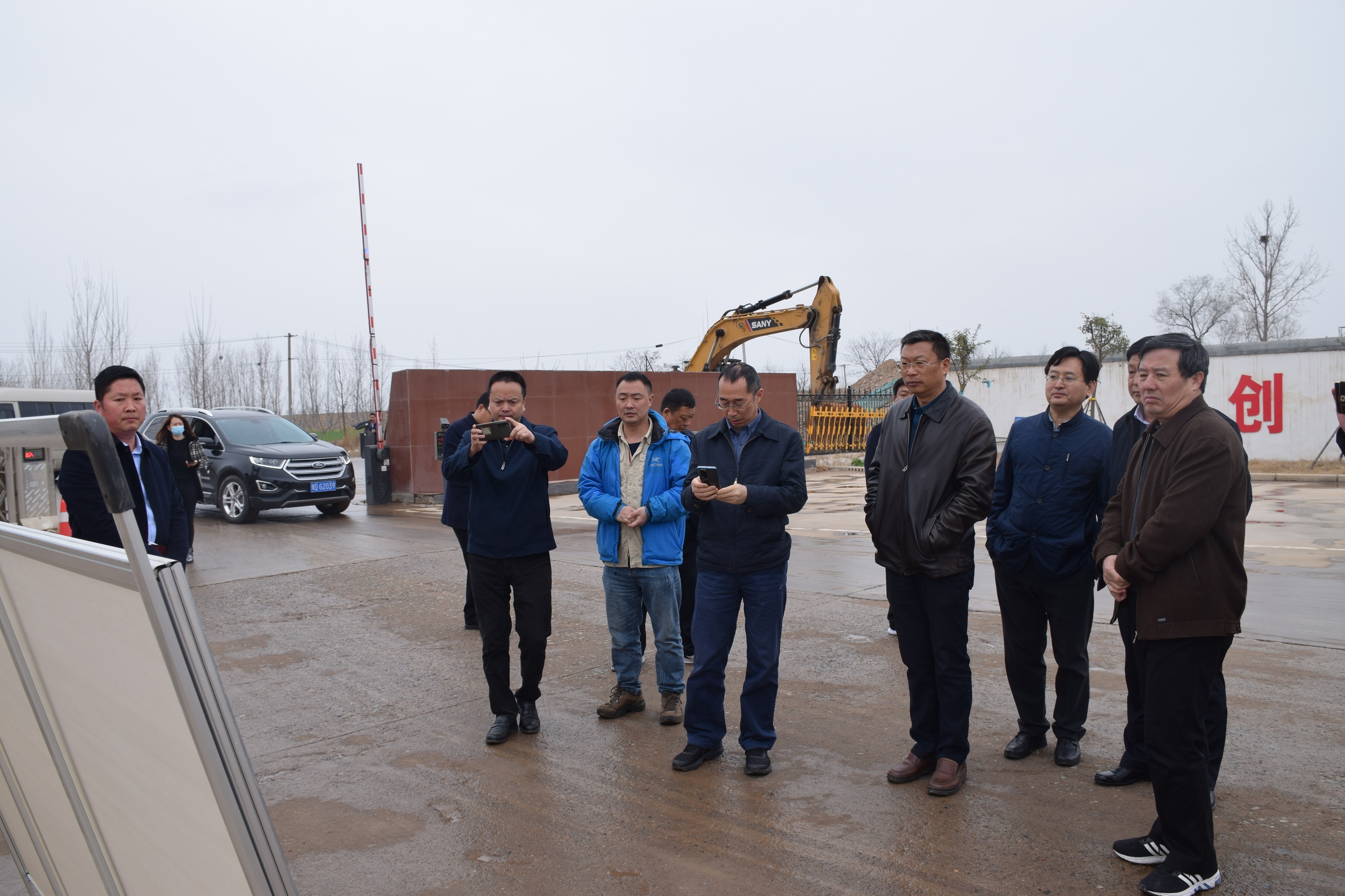 河南省水利厅河长处副处长王利仁,主任科员王洪涛,市水利局二级调研员